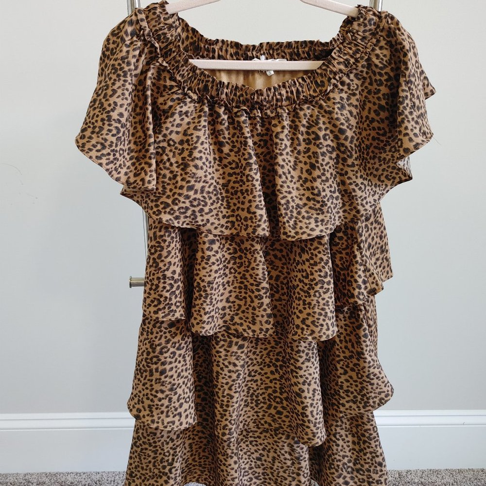 FSL Apparel Size S Women's Leopard Gray Ruffle Sleeveless Sheath Lined Dress
